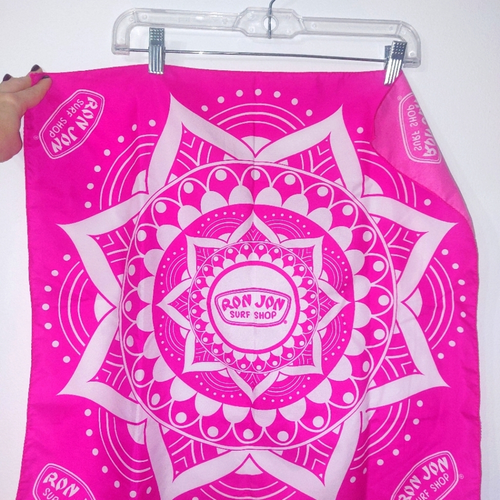 "Ron Jon" Scarf Color: Pink